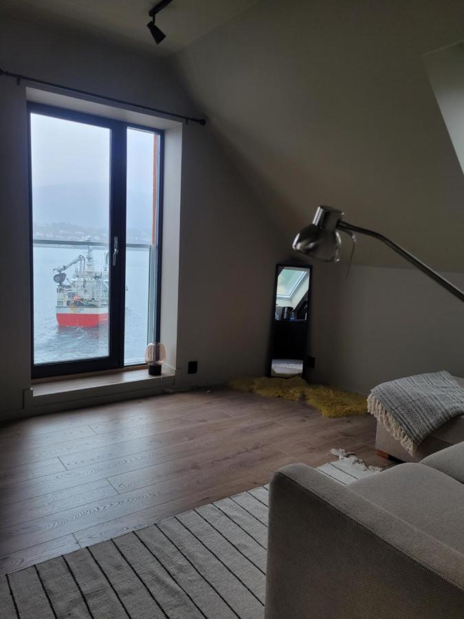 Single Elegant Room I Sentrum- Sea View Ålesund Exterior foto